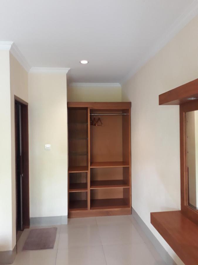 Krisna House Hotel Ubud  Exterior photo