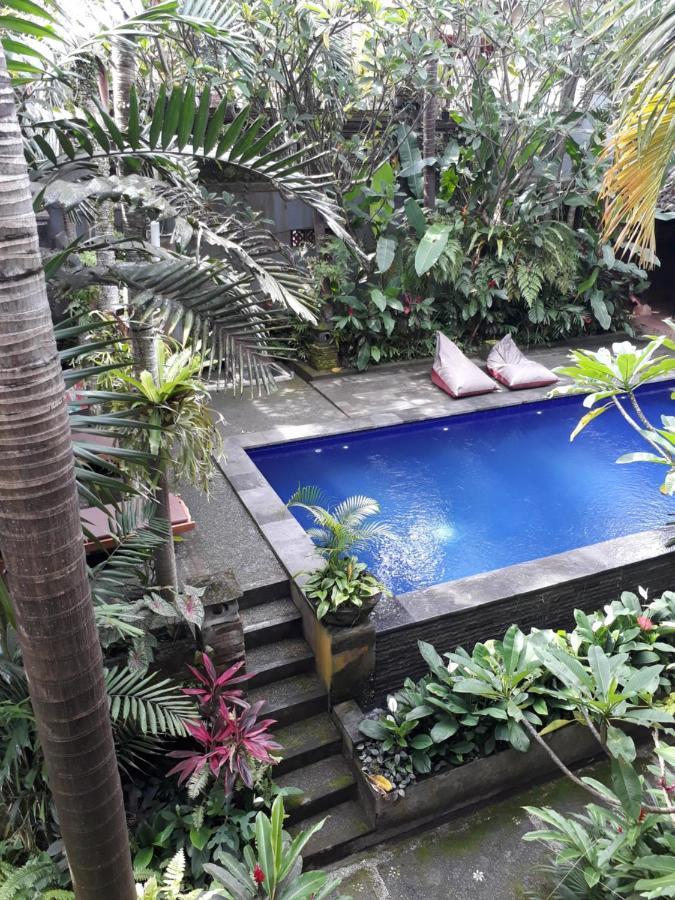 Krisna House Hotel Ubud  Exterior photo