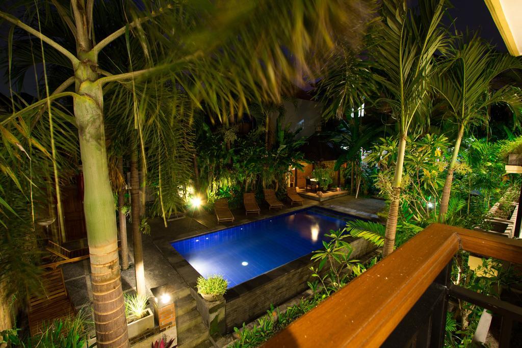 Krisna House Hotel Ubud  Exterior photo